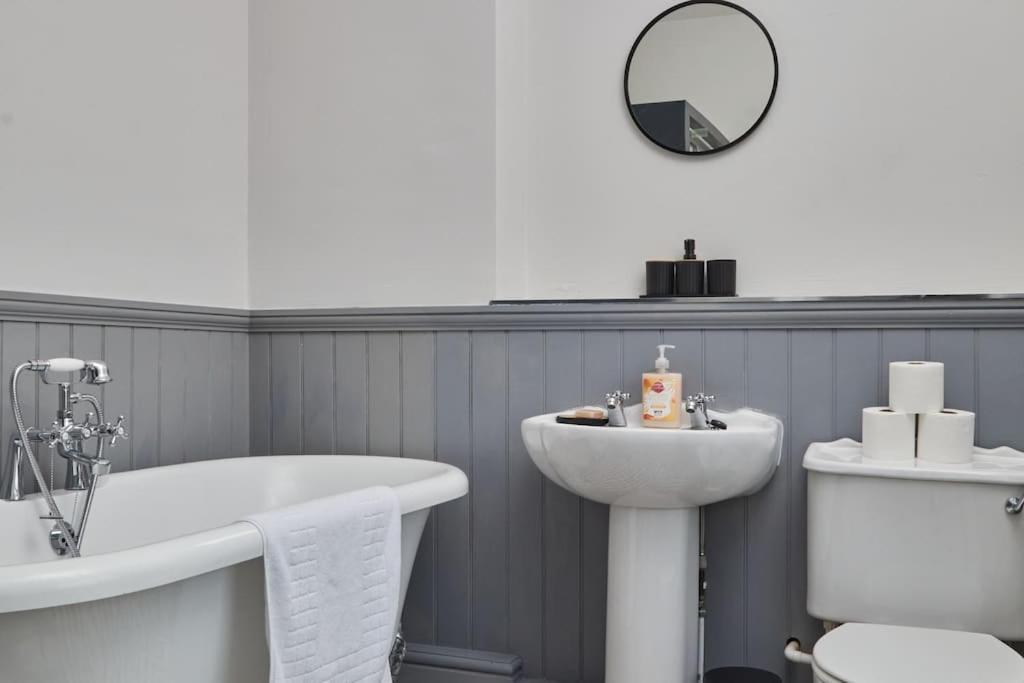Cosy 3-Bedroom House In Seaham - Street Parking Exteriér fotografie