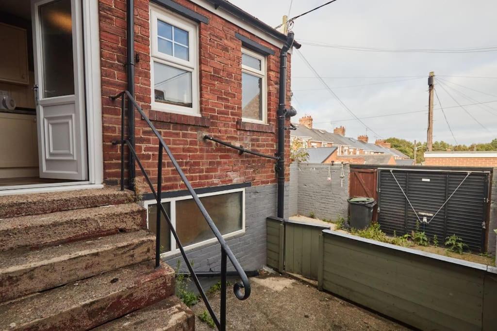 Cosy 3-Bedroom House In Seaham - Street Parking Exteriér fotografie